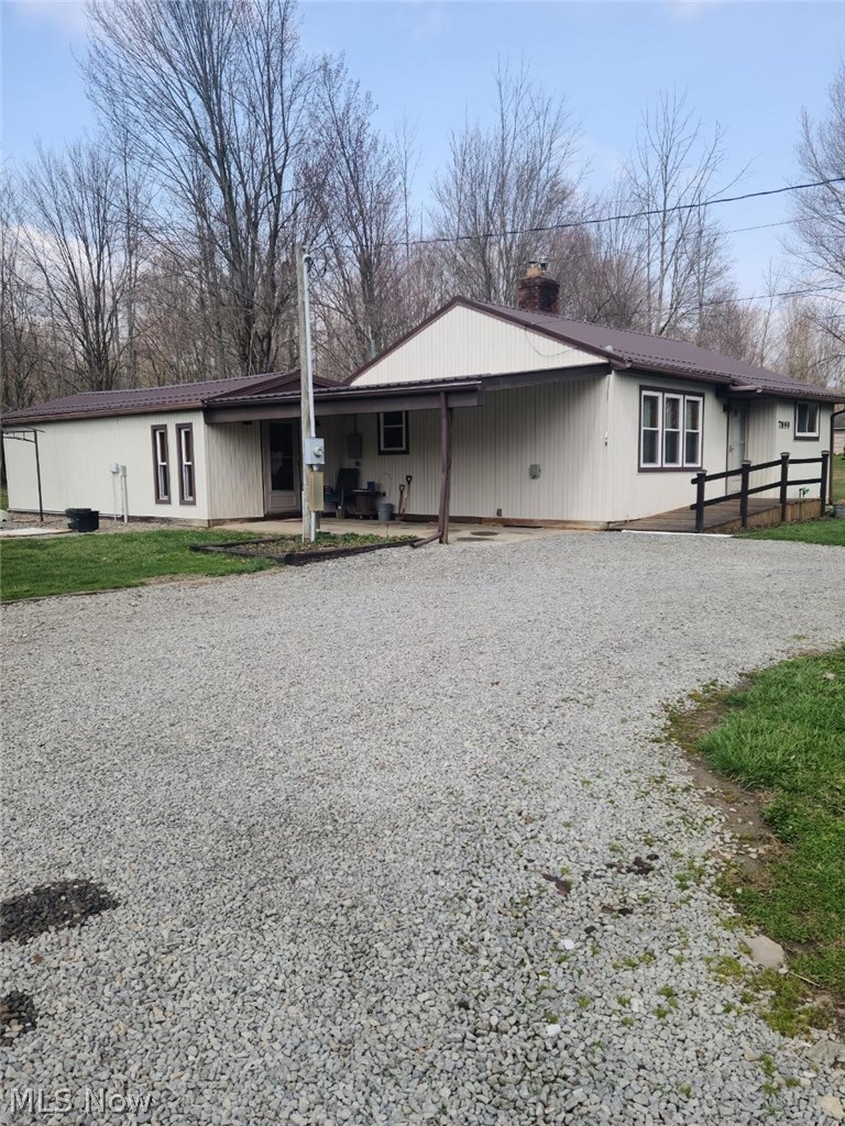 7899 Lakewood Drive Williamsfield OH 44093