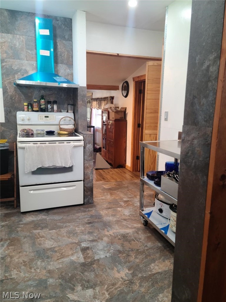 7899 Lakewood Drive Williamsfield OH 44093