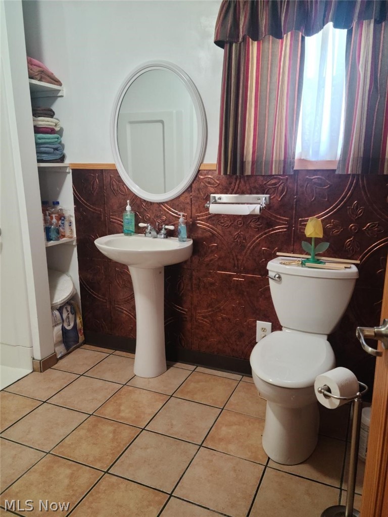7899 Lakewood Drive Williamsfield OH 44093