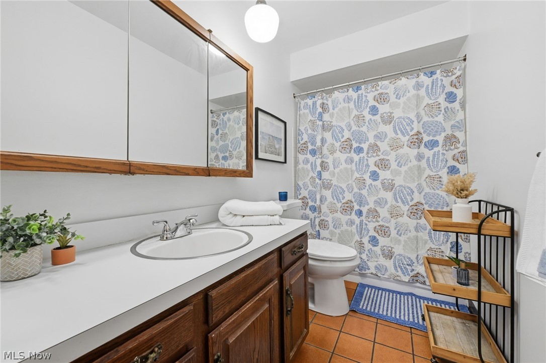 21810 Forestview Circle Brook Park OH 44142