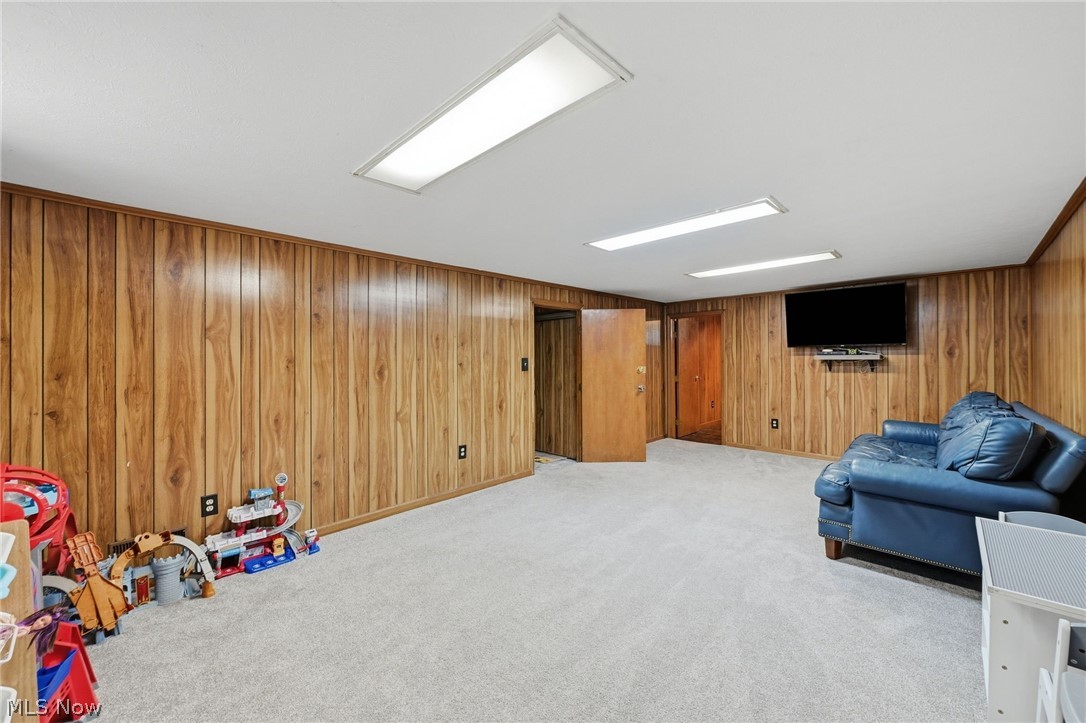 21810 Forestview Circle Brook Park OH 44142