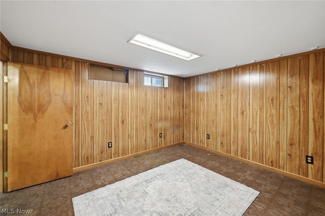 21810 Forestview Circle Brook Park OH 44142