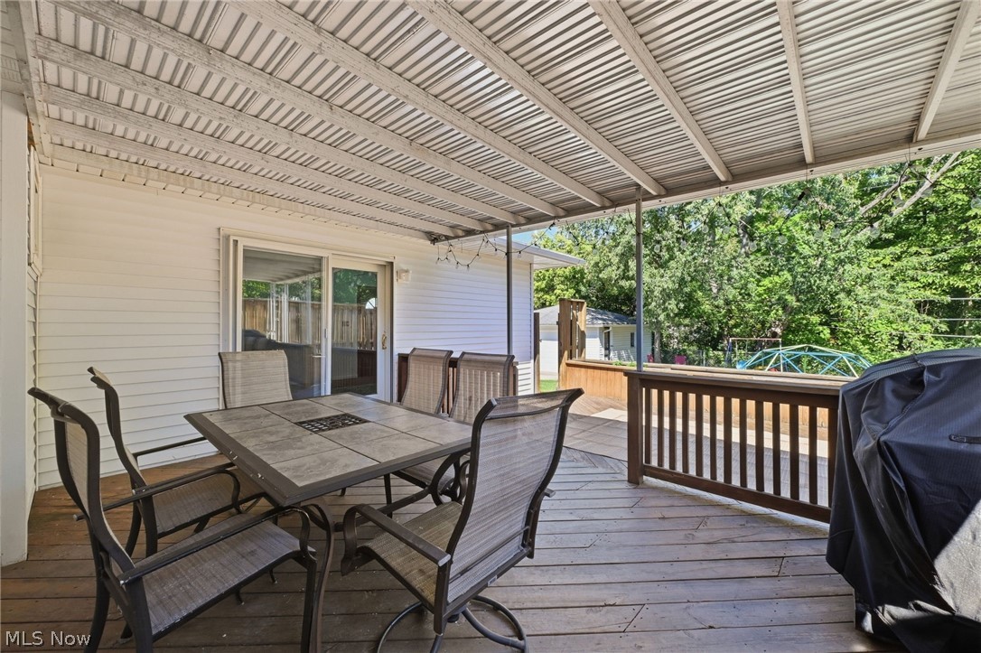 21810 Forestview Circle Brook Park OH 44142