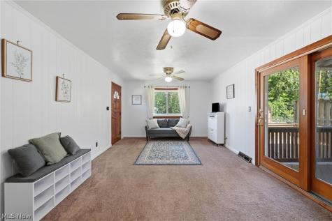 21810 Forestview Circle Brook Park OH 44142