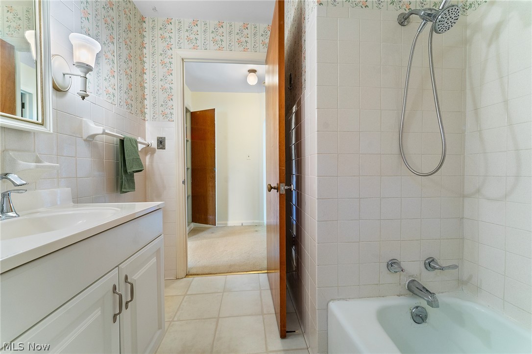 3421 Risher Avenue Youngstown OH 44511