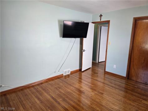 30217 Forestgrove Road Willowick OH 44095