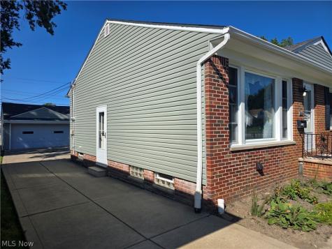30217 Forestgrove Road Willowick OH 44095