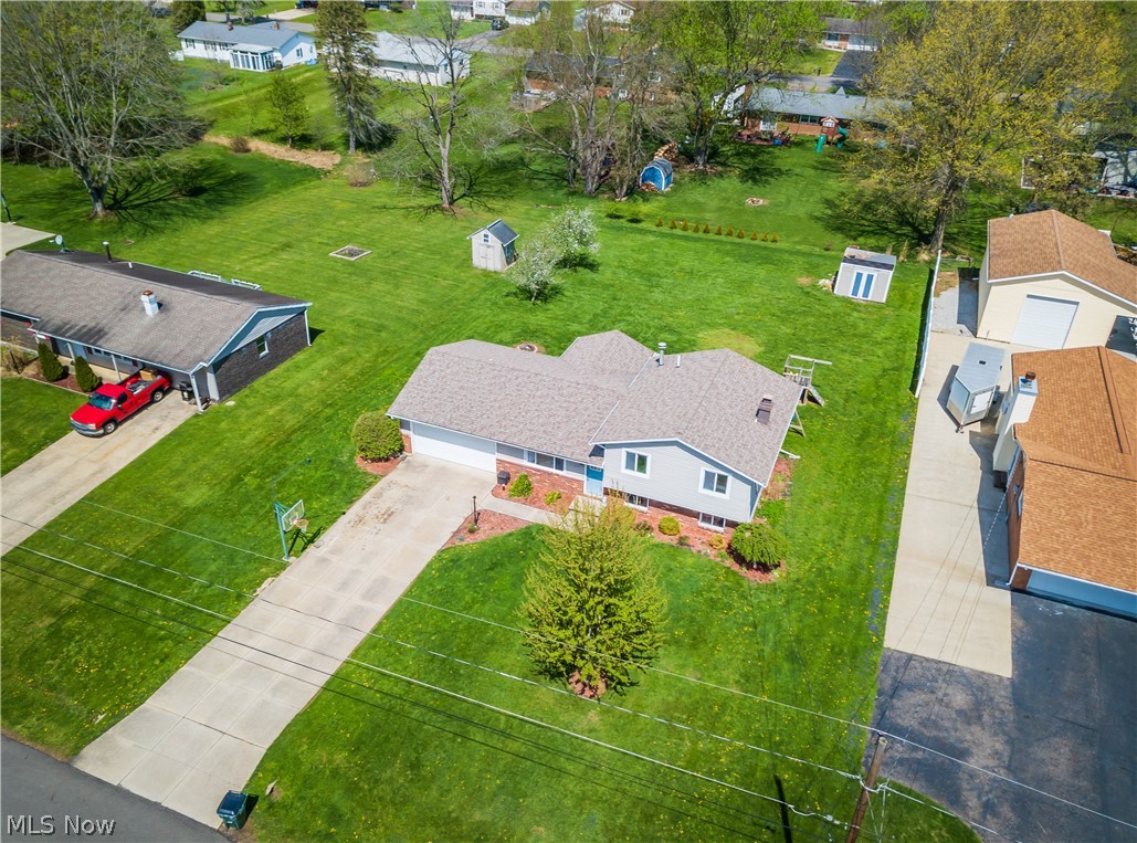 2375 Yorktown Street NW Uniontown OH 44685