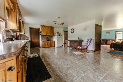 7803 Harrison Road Fredericksburg OH 44627