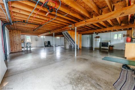 7803 Harrison Road Fredericksburg OH 44627