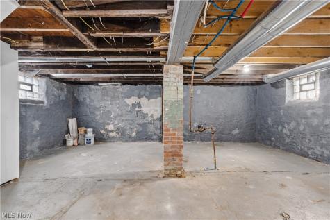 2314 E 95th Street Cleveland OH 44106