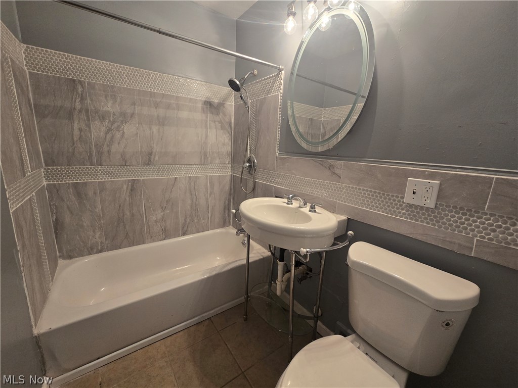 19504 Longbrook Road Warrensville Heights OH 44128