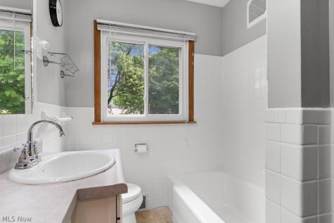 332 Smith Drive Tallmadge OH 44278