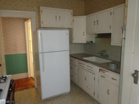 3607 W 139th Street Cleveland OH 44111