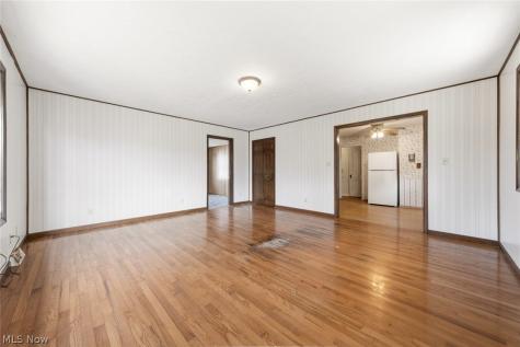 344 E 246th Street Euclid OH 44123