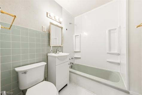 344 E 246th Street Euclid OH 44123