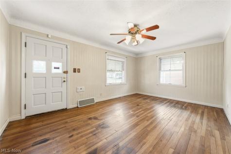 344 E 246th Street Euclid OH 44123