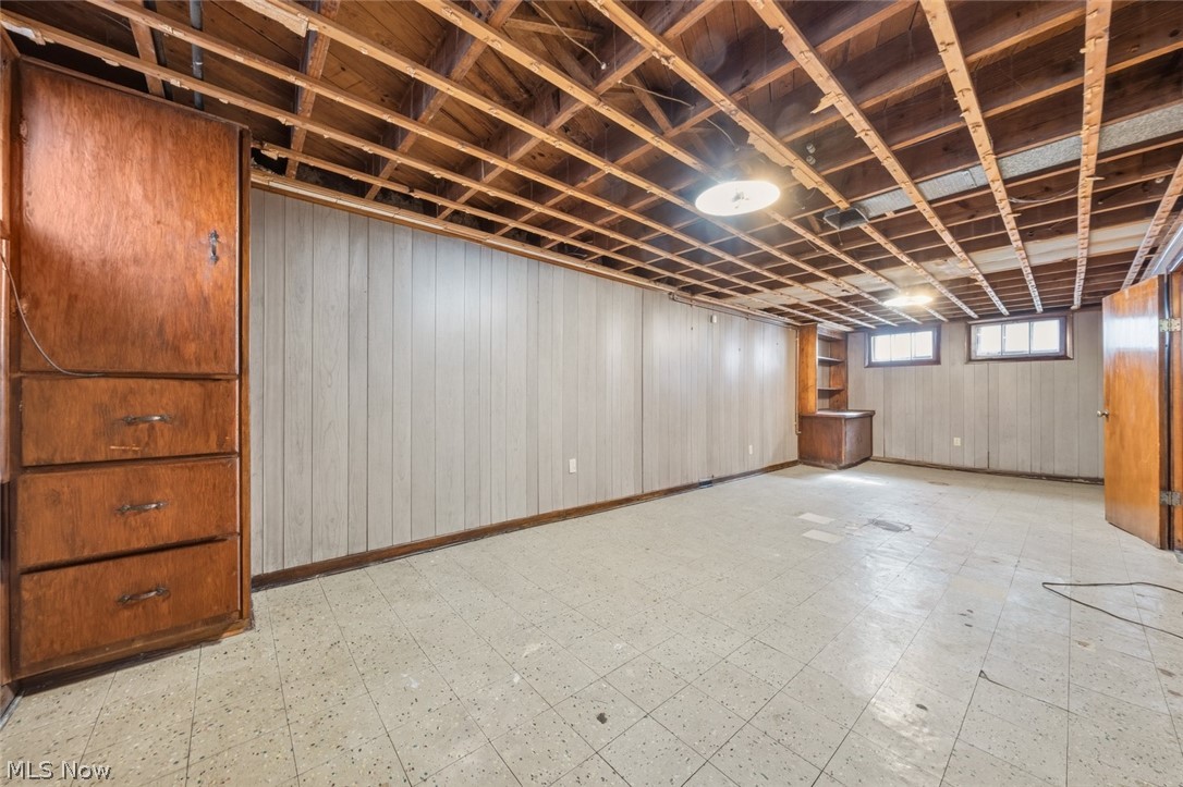 344 E 246th Street Euclid OH 44123