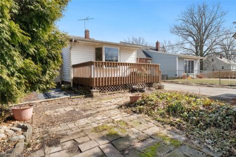 344 E 246th Street Euclid OH 44123