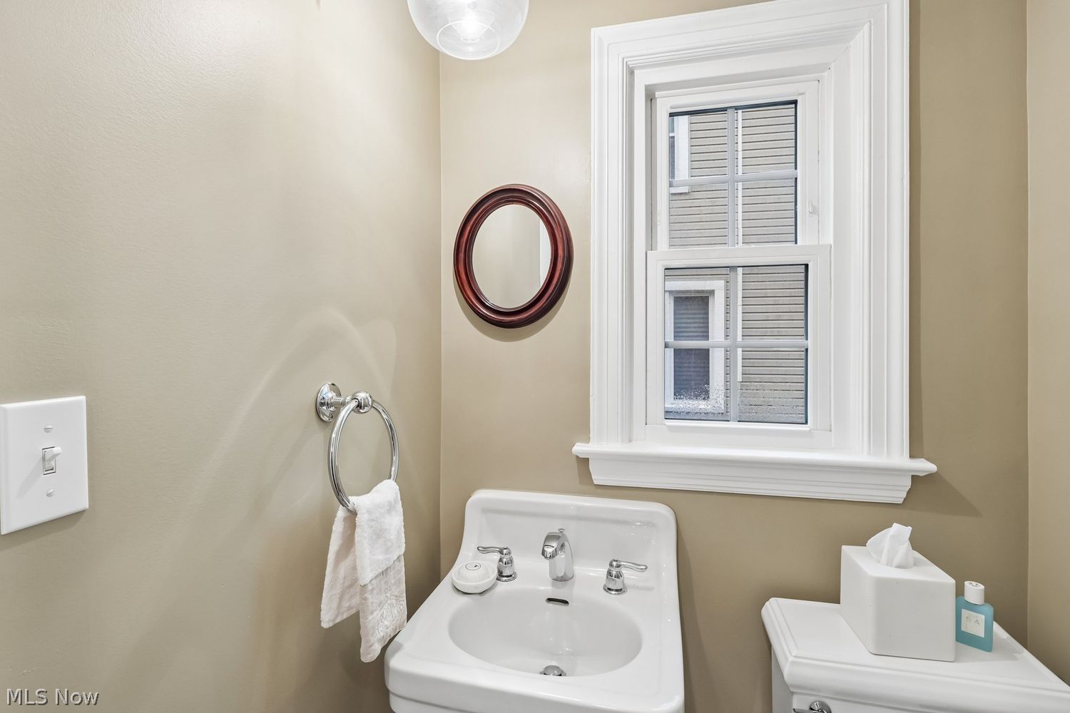 3326 Braemar Road Shaker Heights OH 44120