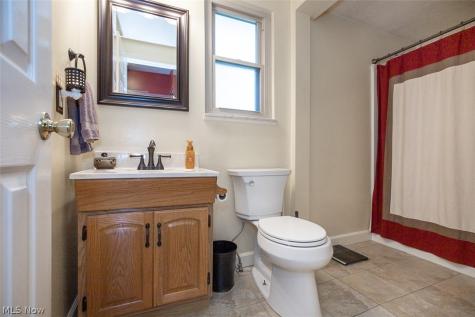 905 Hampton Drive Macedonia OH 44056