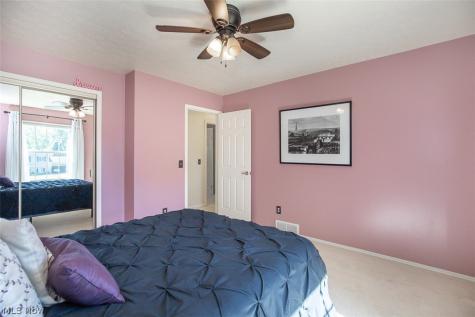 905 Hampton Drive Macedonia OH 44056