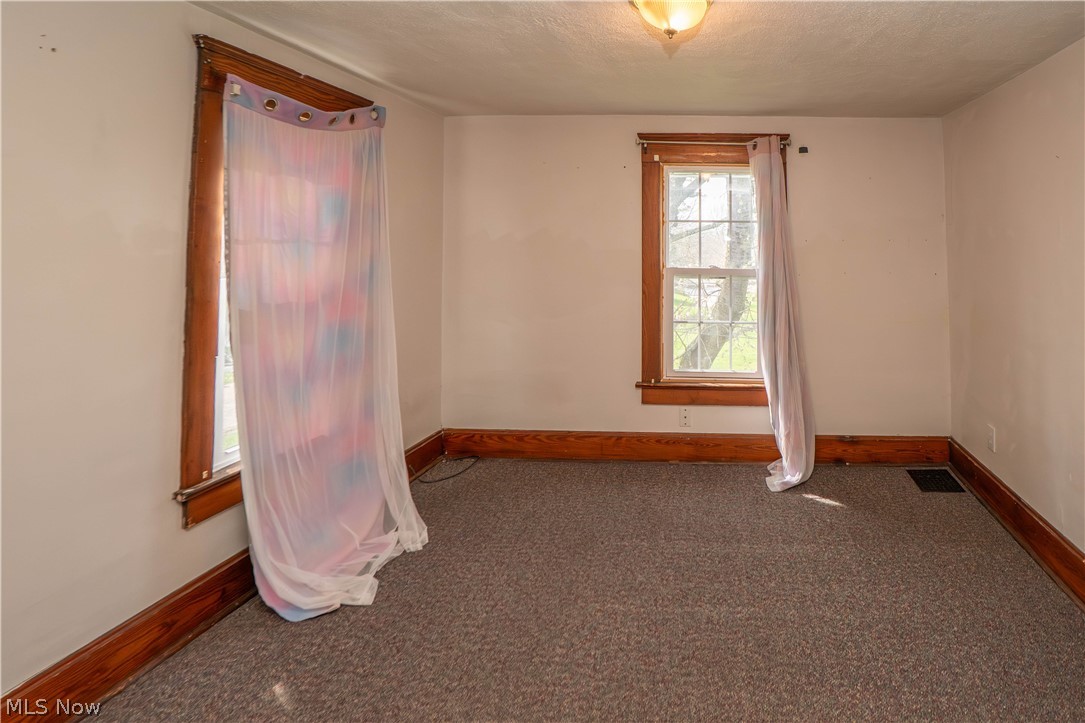 1033 Walnut Avenue Alliance OH 44601