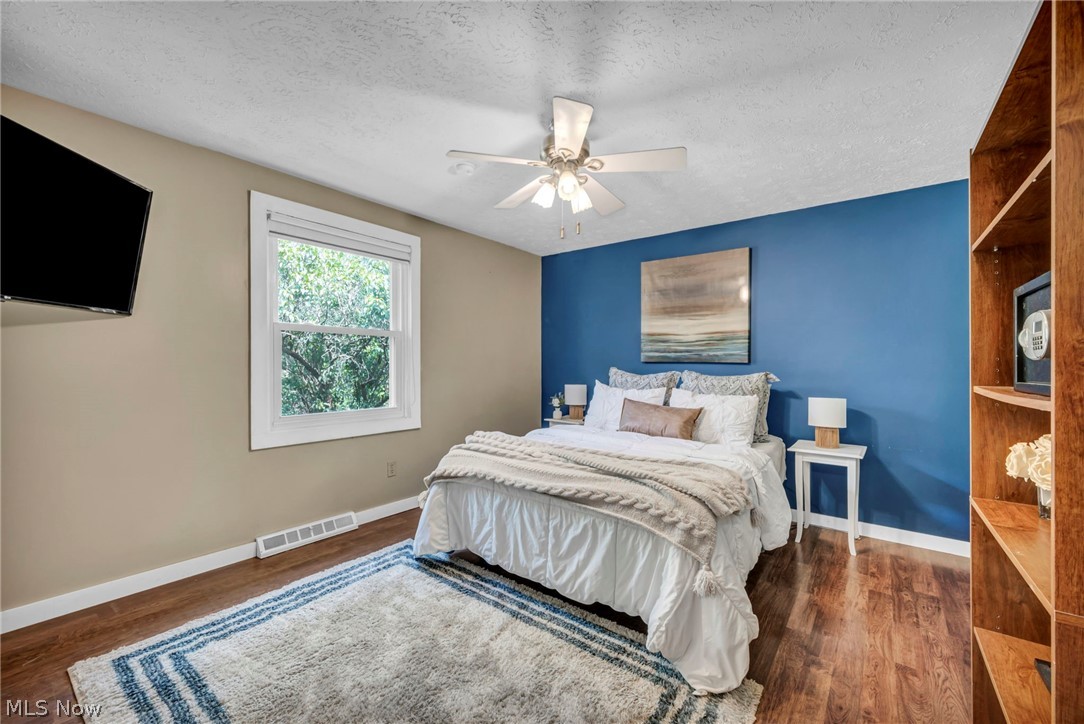 8194 Overwood Avenue NW North Canton OH 44720