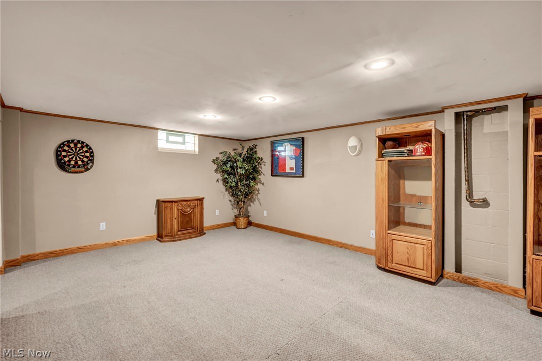 8194 Overwood Avenue NW North Canton OH 44720
