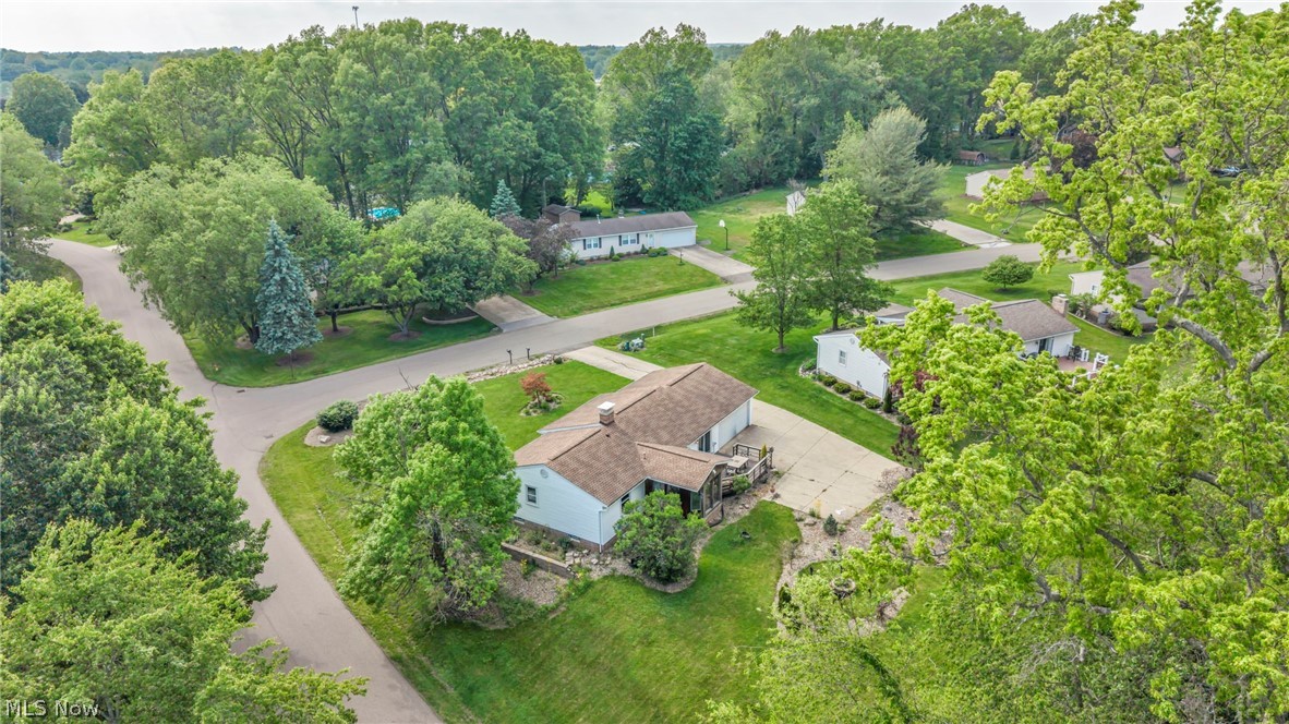 8194 Overwood Avenue NW North Canton OH 44720