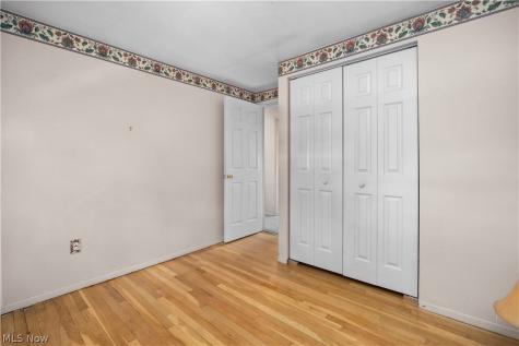 5742 Pleasant Street North Ridgeville OH 44039