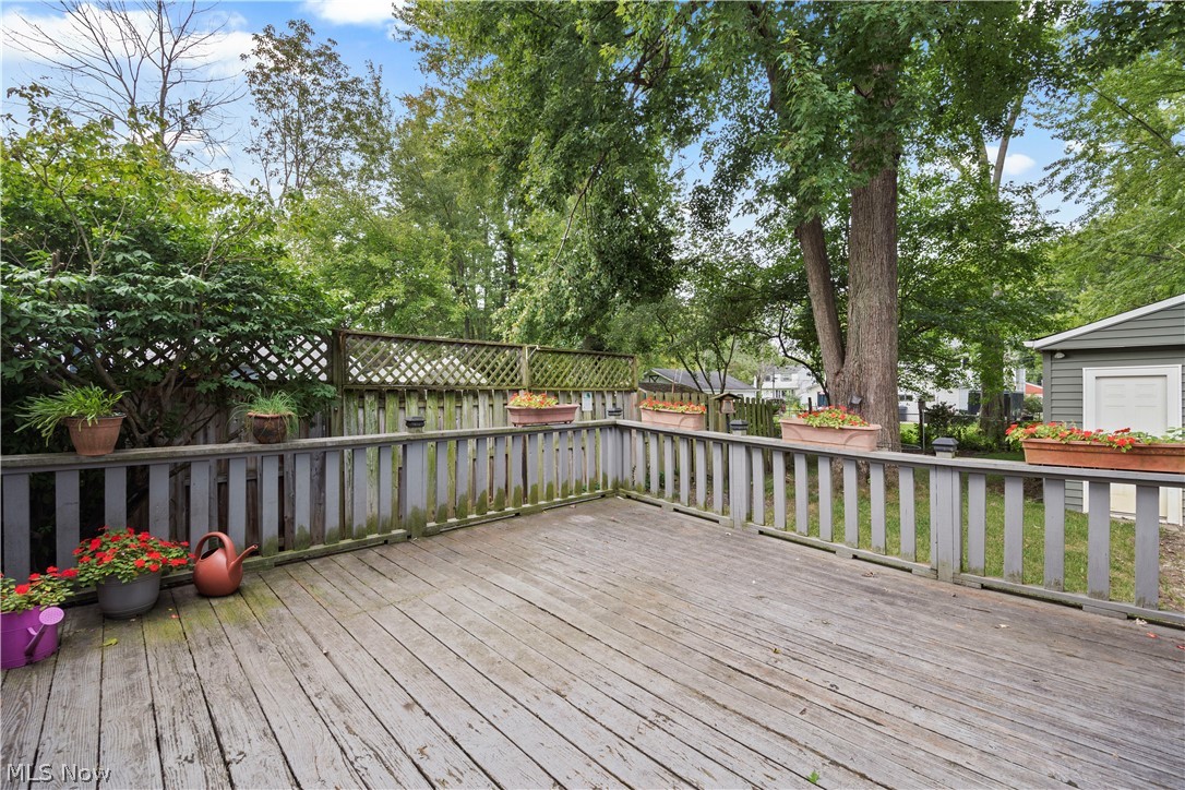 5742 Pleasant Street North Ridgeville OH 44039