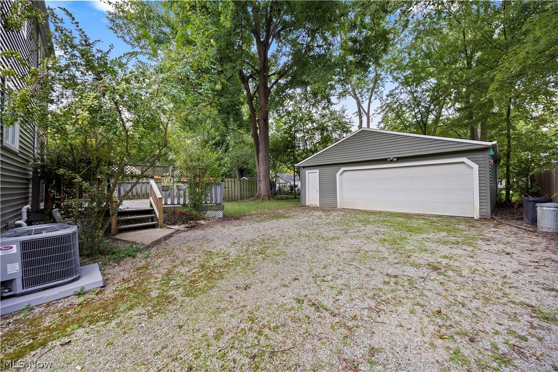 5742 Pleasant Street North Ridgeville OH 44039