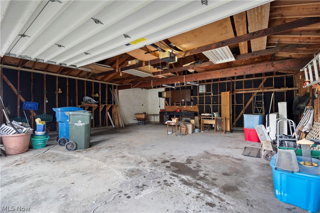 5742 Pleasant Street North Ridgeville OH 44039