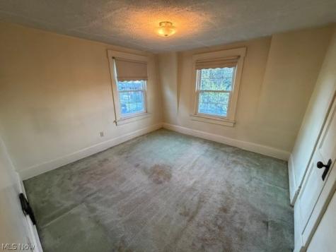1547 Maple Avenue NE Canton OH 44705
