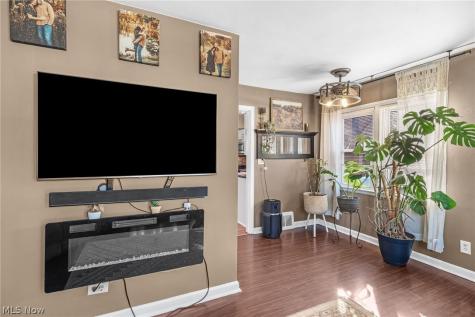 2319 26th Street Cuyahoga Falls OH 44223