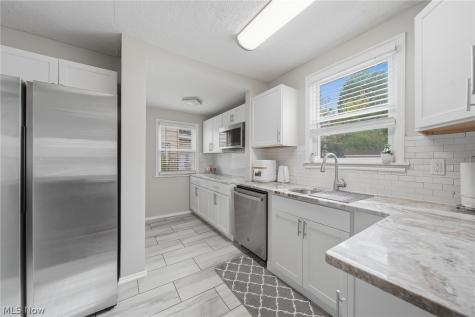 2231 Brockway Road University Heights OH 44118