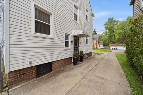 2231 Brockway Road University Heights OH 44118