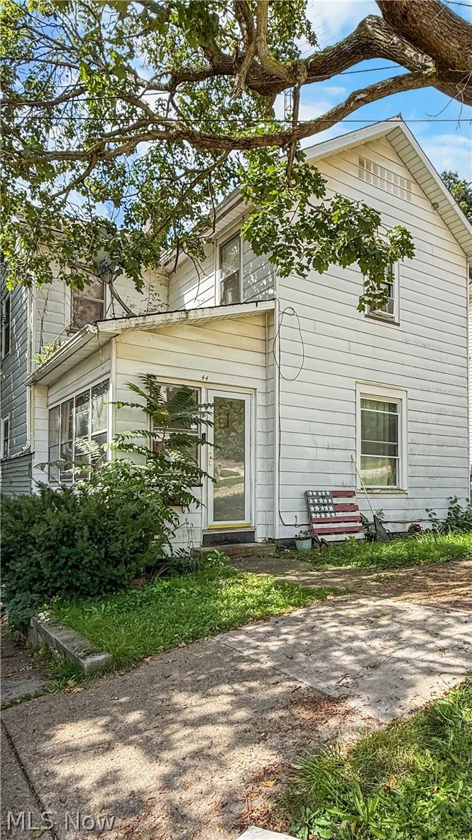 44 Walnut Street Leetonia OH 44431