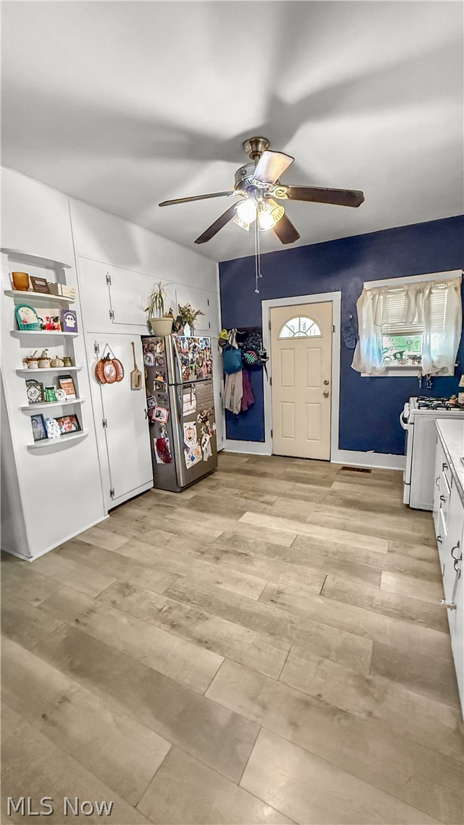 44 Walnut Street Leetonia OH 44431