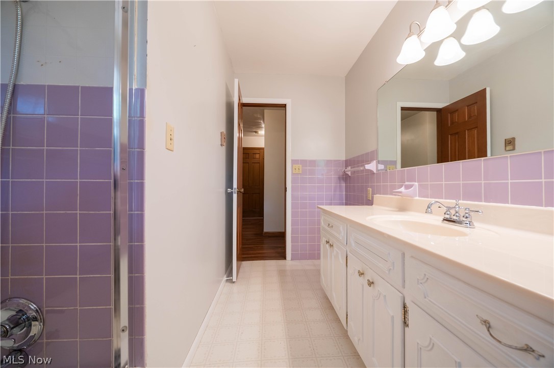 2912 Edelweiss Drive NW Sugarcreek OH 44681