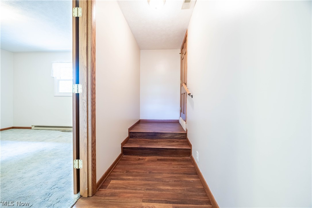 2912 Edelweiss Drive NW Sugarcreek OH 44681