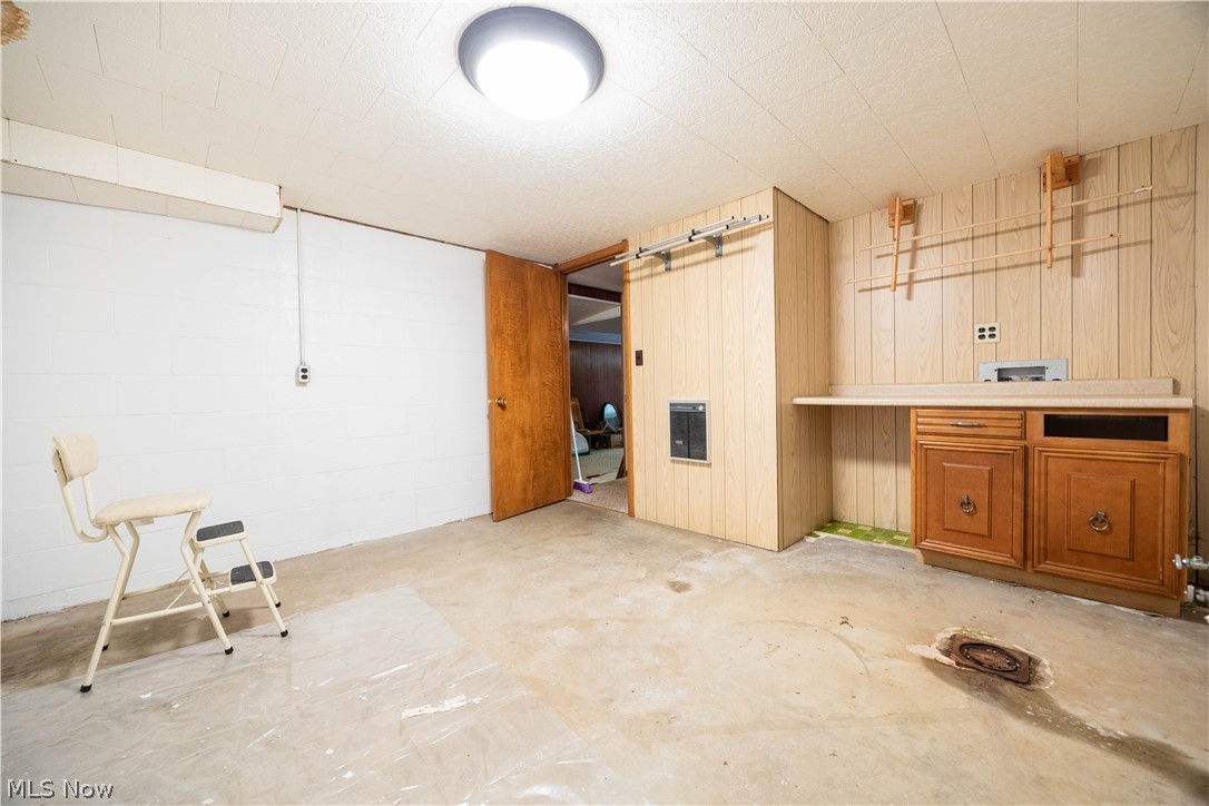 2912 Edelweiss Drive NW Sugarcreek OH 44681