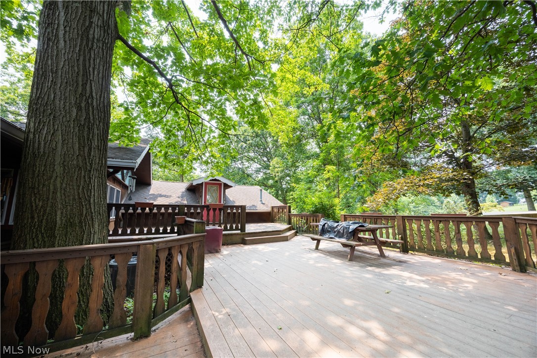 2912 Edelweiss Drive NW Sugarcreek OH 44681