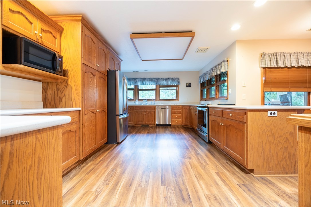 2912 Edelweiss Drive NW Sugarcreek OH 44681