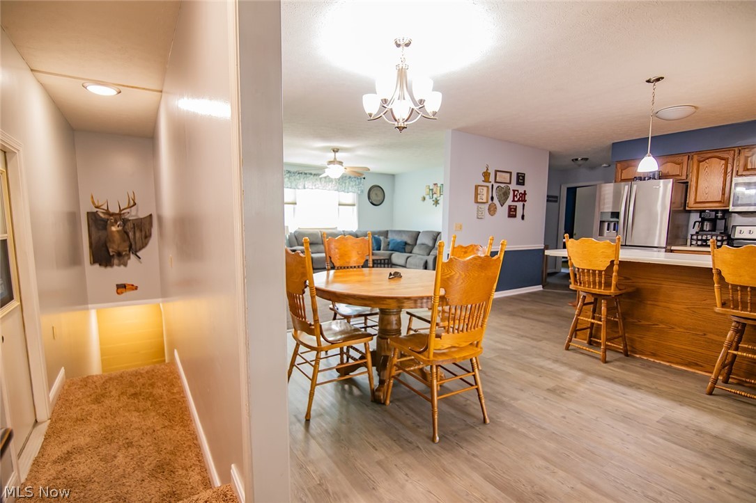 1586 Gene Street Belpre OH 45714