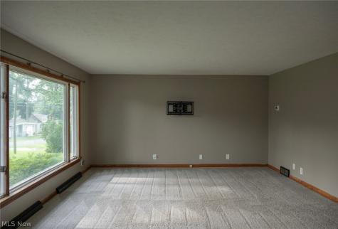 45 Columbine Avenue Akron OH 44312