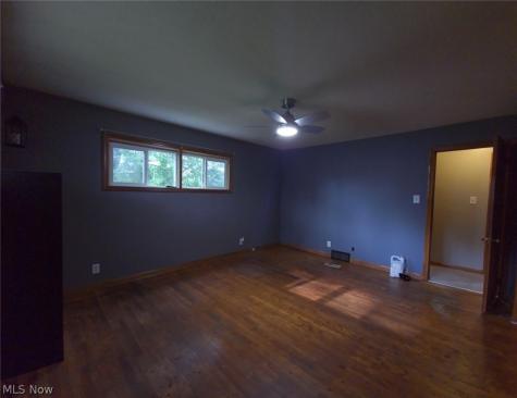 45 Columbine Avenue Akron OH 44312