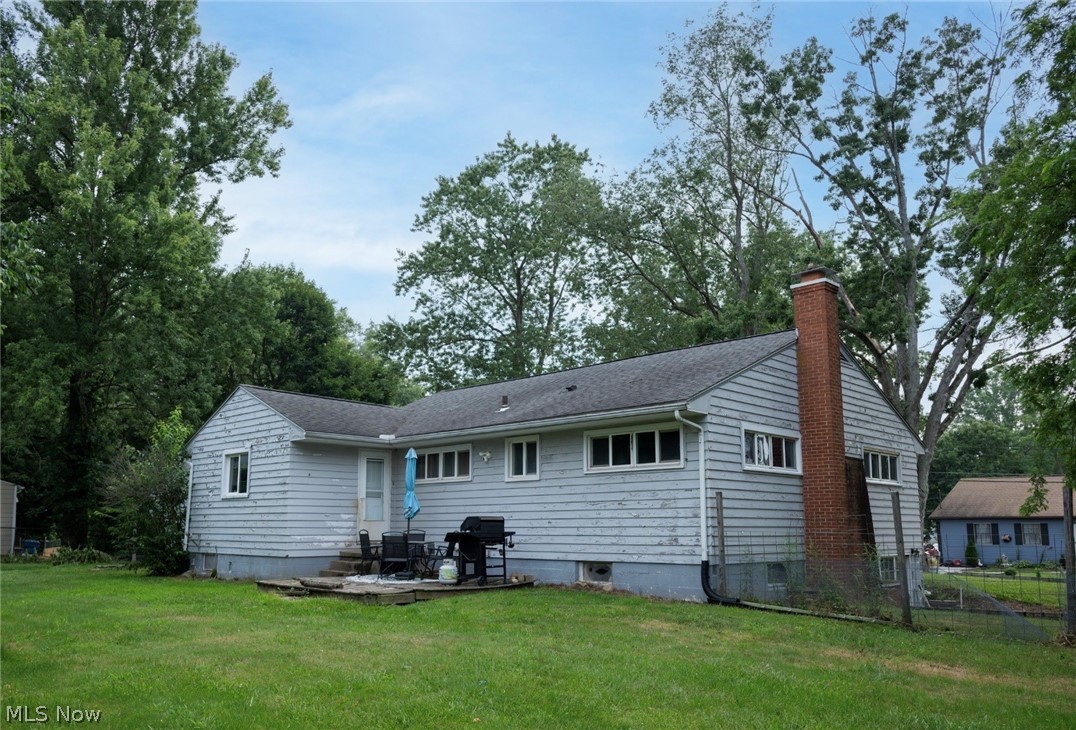45 Columbine Avenue Akron OH 44312