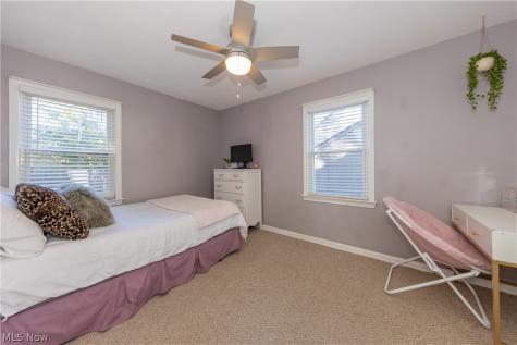 1746 Hawthorne Drive Mayfield Heights OH 44124